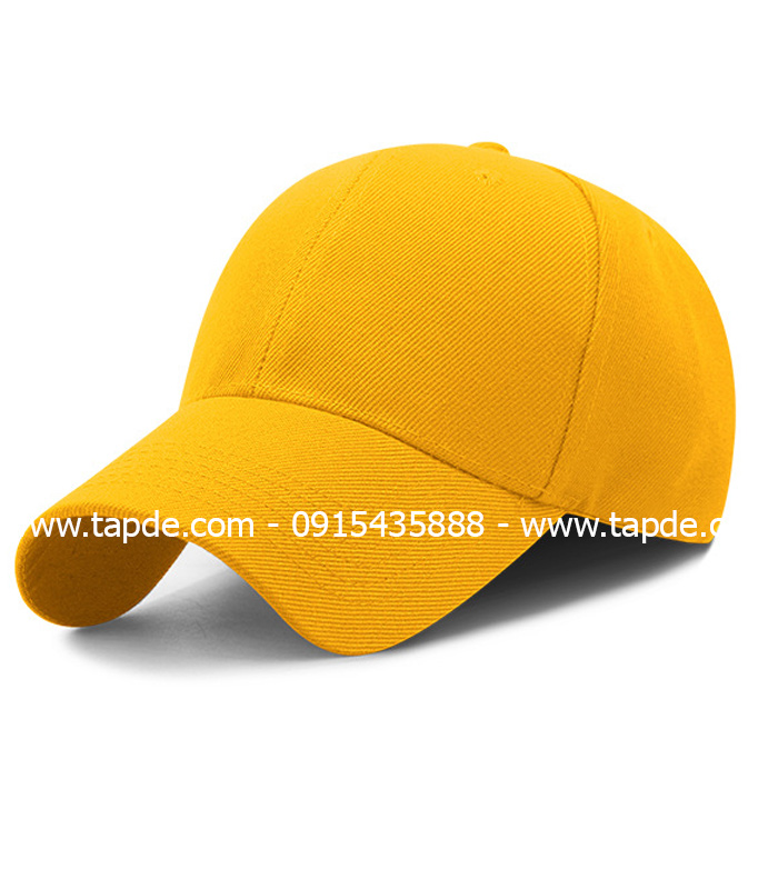 Mũ lưỡi trai màu vàng