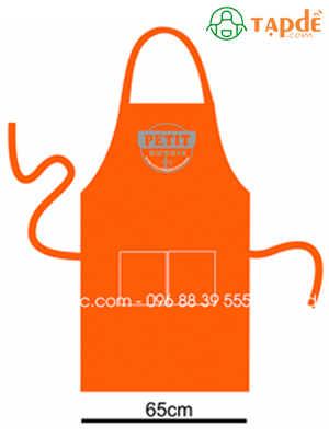 Tạp dề màu cam Quán Petit Bubble