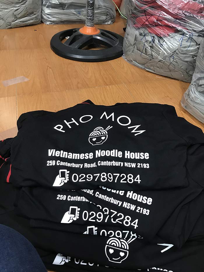 Áo phông Nhà hàng Pho Mom | Ao phong dong phuc